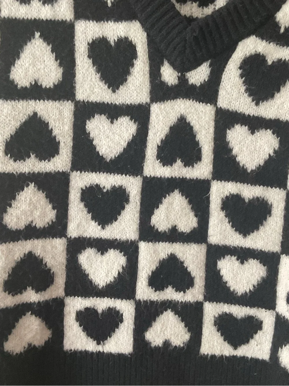 Old Navy Black and White Heart Check Sweater Vest